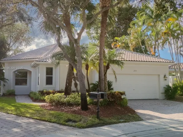 2575 Bay Pointe Dr, Fort Lauderdale, FL 33327