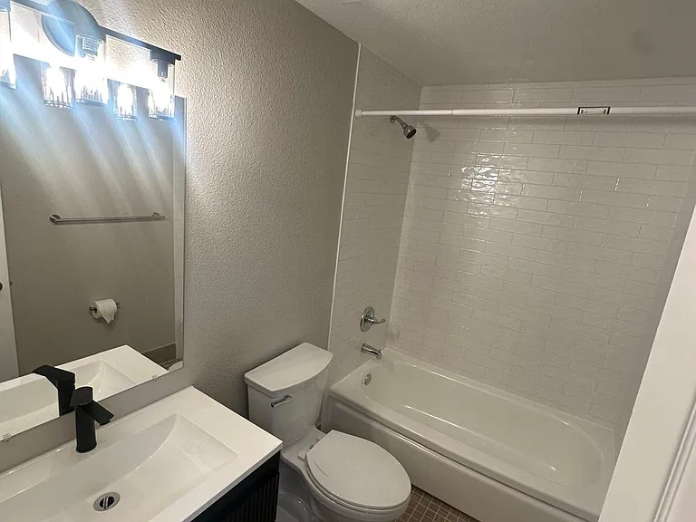 5220 W 5th Ave #5226 — Photo 3
