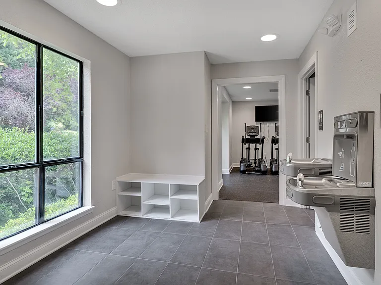 Lake Lynn Reserve Apartments — Photo 23