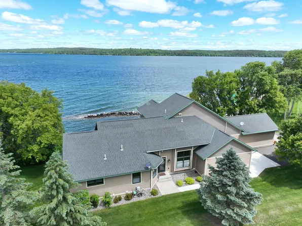 101 Walker Bay Blvd #1, Walker, MN 56484