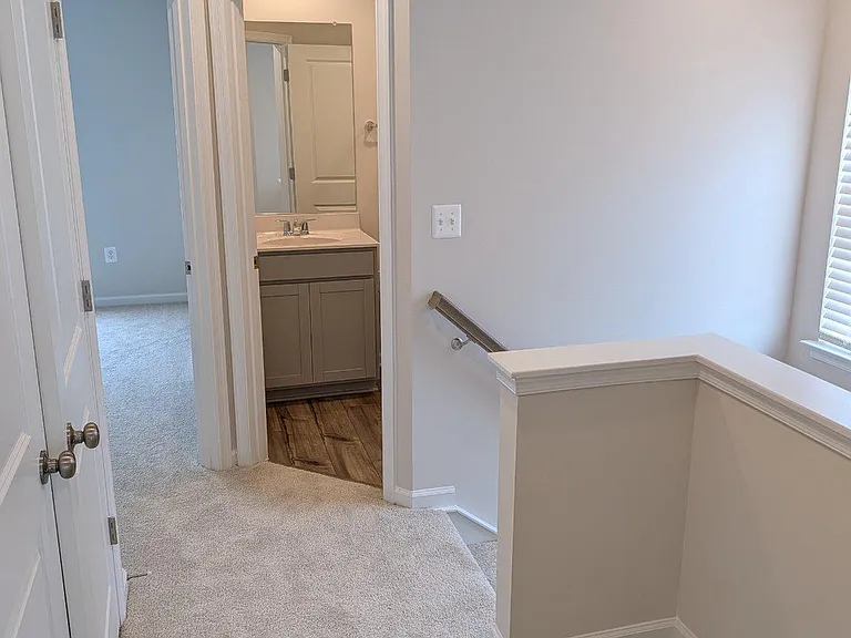 266 Swan Ave — Photo 29