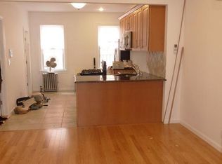 120 N 7th St #3, Brooklyn, NY 11249