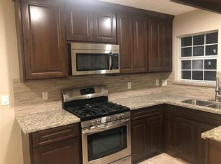 2605 Blueberry Ln, Pasadena, TX 77502