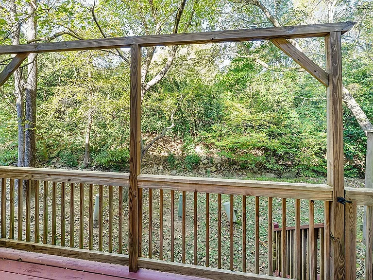 7320 Sandy Creek Dr — Photo 26