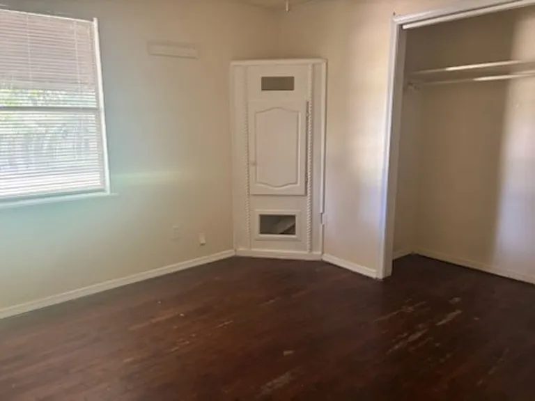 5076 London Ln — Photo 8