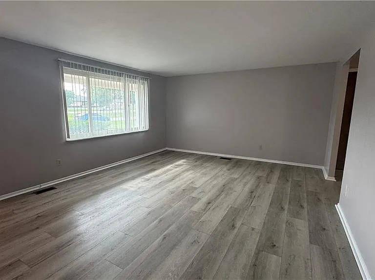 7100 Old Troy Pike — Photo 7