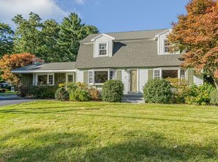 101 Patten Rd, Tewksbury, MA 01876