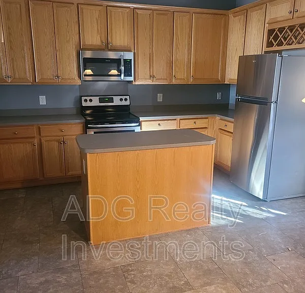 12623 Shuman Ln — Photo 7