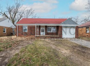 653 S Apache Dr, Wichita, KS 67207