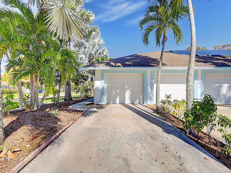 1176 Staghorn St — Photo 27