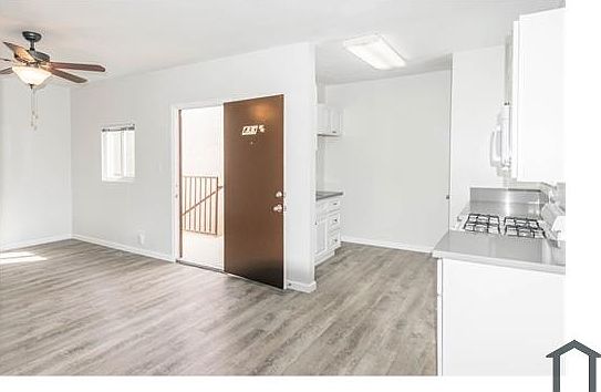4th image of 433 W 126th St #3/4