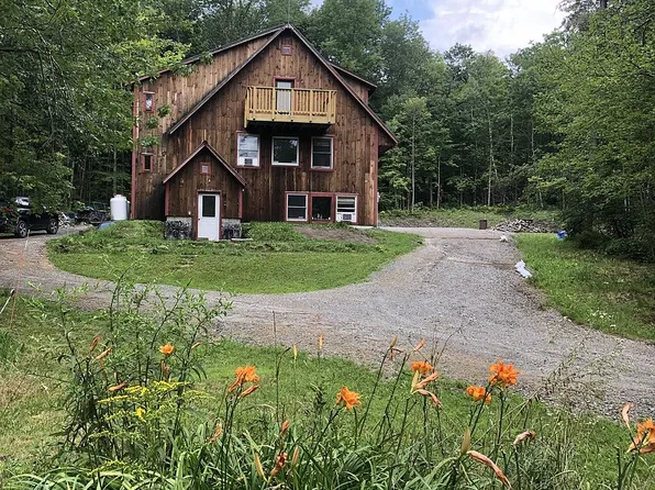 138 Old Stage Rd, Granville, VT 05747