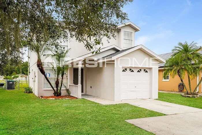 3 bed, 2.5 bath, 1295 sqft, $2,300 — Photo 3