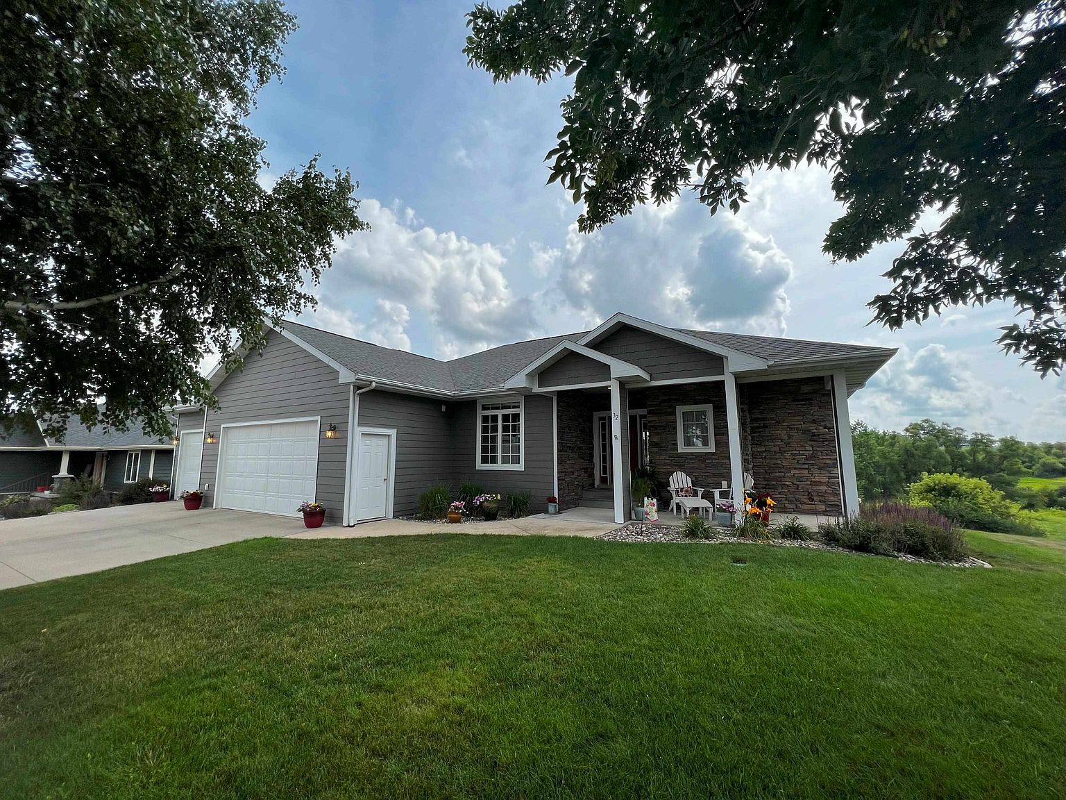32 Ann St, Milford, IA 51351 Zillow