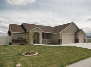 2629 Meadowbrook Dr, Twin Falls, ID 83301