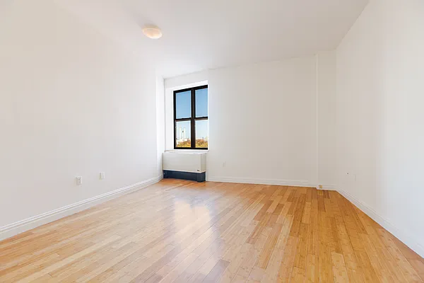 Rented by MNS | media 3