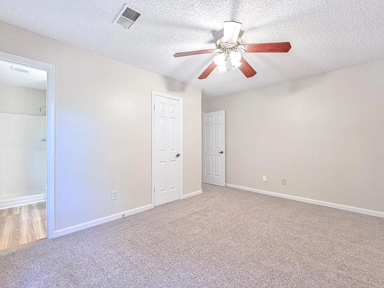 1036 Old Holcomb Bridge Rd — Photo 22