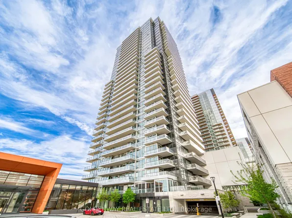 85 McMahon Dr #2109, Toronto, ON M2K 0H1