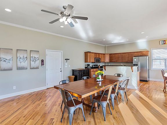 5th image of 209 James Hare Rd