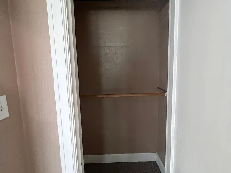 229 N Emerson Ave #C — Photo 9