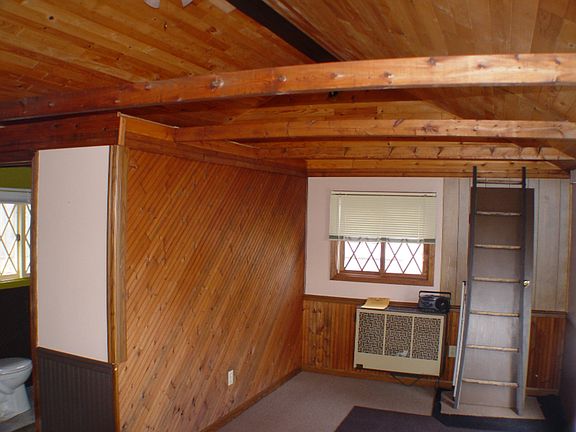 3rd image of 4172 England Dr #14