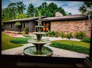 521 Fox Bay Rd, Loris, SC 29569