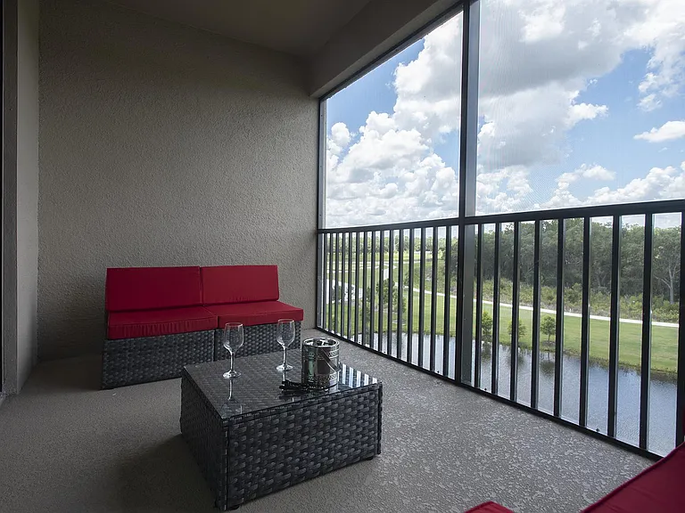 18028 Gawthrop Dr #404 — Photo 8