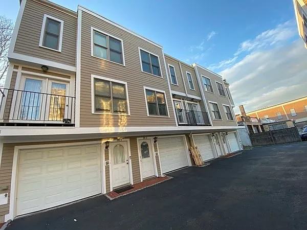 241 Prospect St #3 — Photo 22
