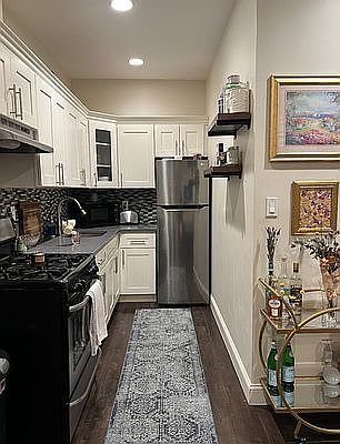 4th image of 406 Tompkins Ave APT 2F