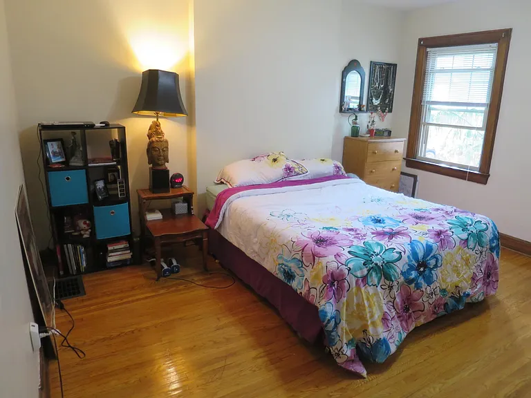 2686 Indianola Ave — Photo 10