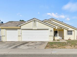 8281 New Point Dr, Sacramento, CA 95828