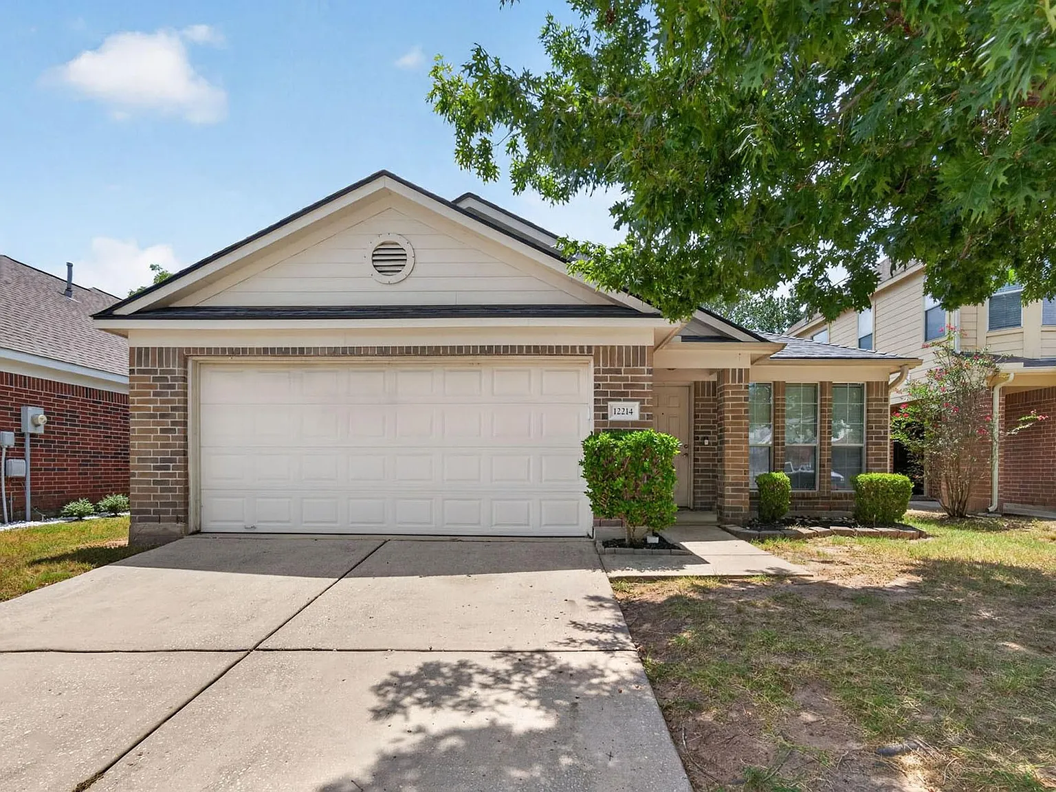 3 bed, 2.0 bath, 1526 sqft, $2,000 — Photo 1