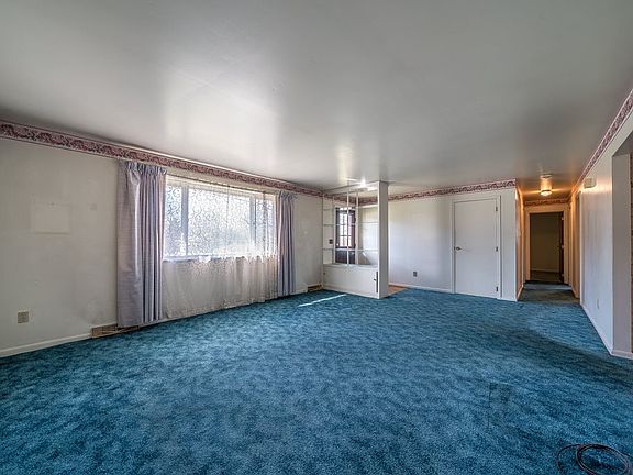 4th image of 114 Carran Dr