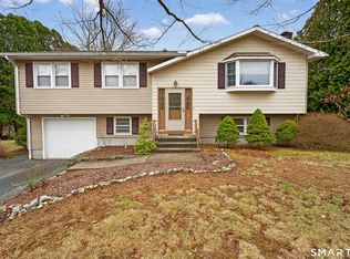 4 Tra Mart Drive, Montville, CT 06382