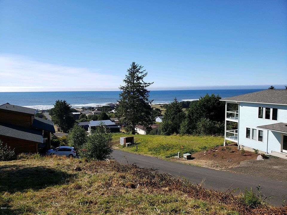 1st image of 13 Windsong St