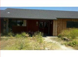 380 Lone Tree Rd, Hollister, CA 95023