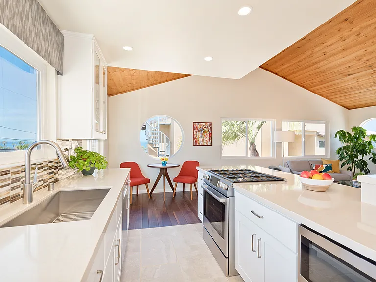 4587 Bermuda Ave — Photo 11
