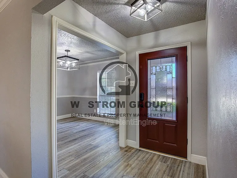 1642 Belltower Dr — Photo 5
