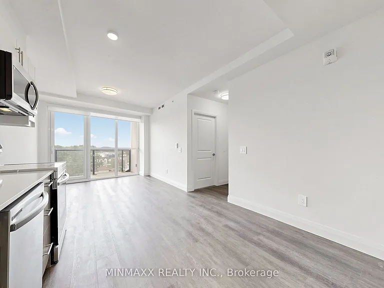 1333 Weber St E #710 — Photo 9