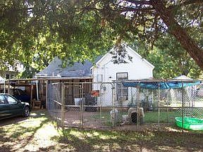 2nd image of 1020 Preston St