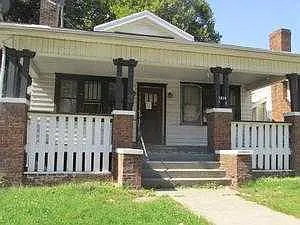 1219 N Frink St photo 1
