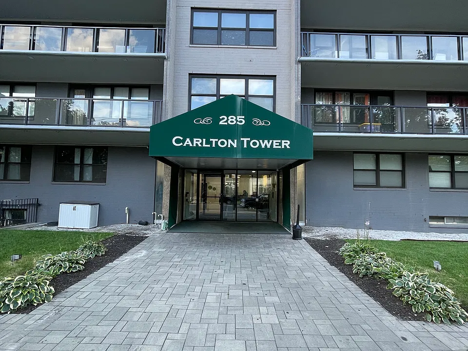285 Aycrigg Ave #14B