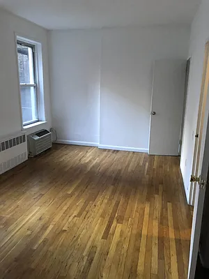 Rented by M.Woods & Associates | media 7