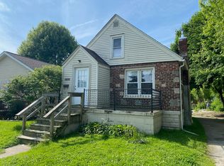 1676 McBrady St, Port Huron, MI 48060