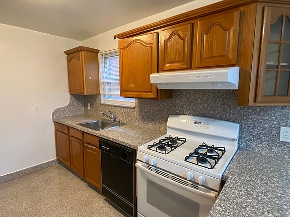 2nd image of 21210 43rd Ave #2