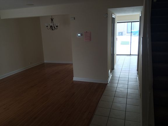 LIVING ROON WITH DEDICATED DINING