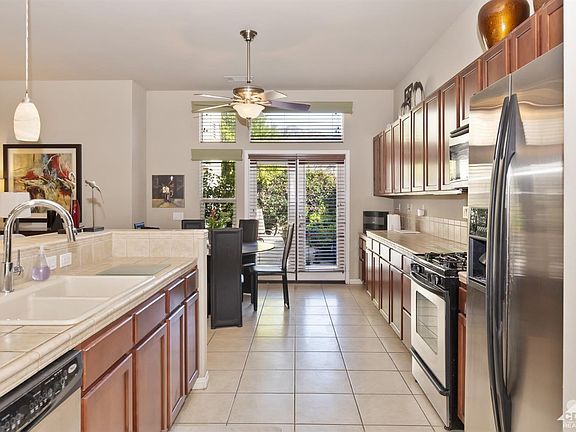2nd image of 54040 Avenida Carranza