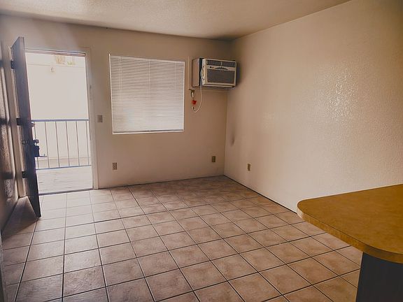 5th image of 3520 E 2nd St #13