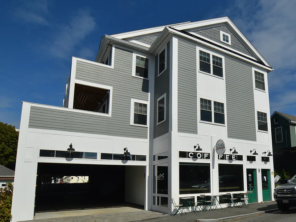 5 W Dane St #7