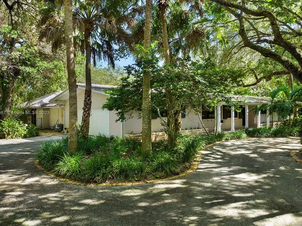 (undisclosed Address), Pinecrest, FL 33156
